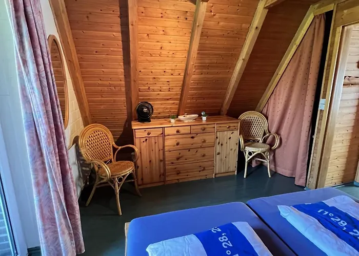 度假居 Rehblick Re11 *